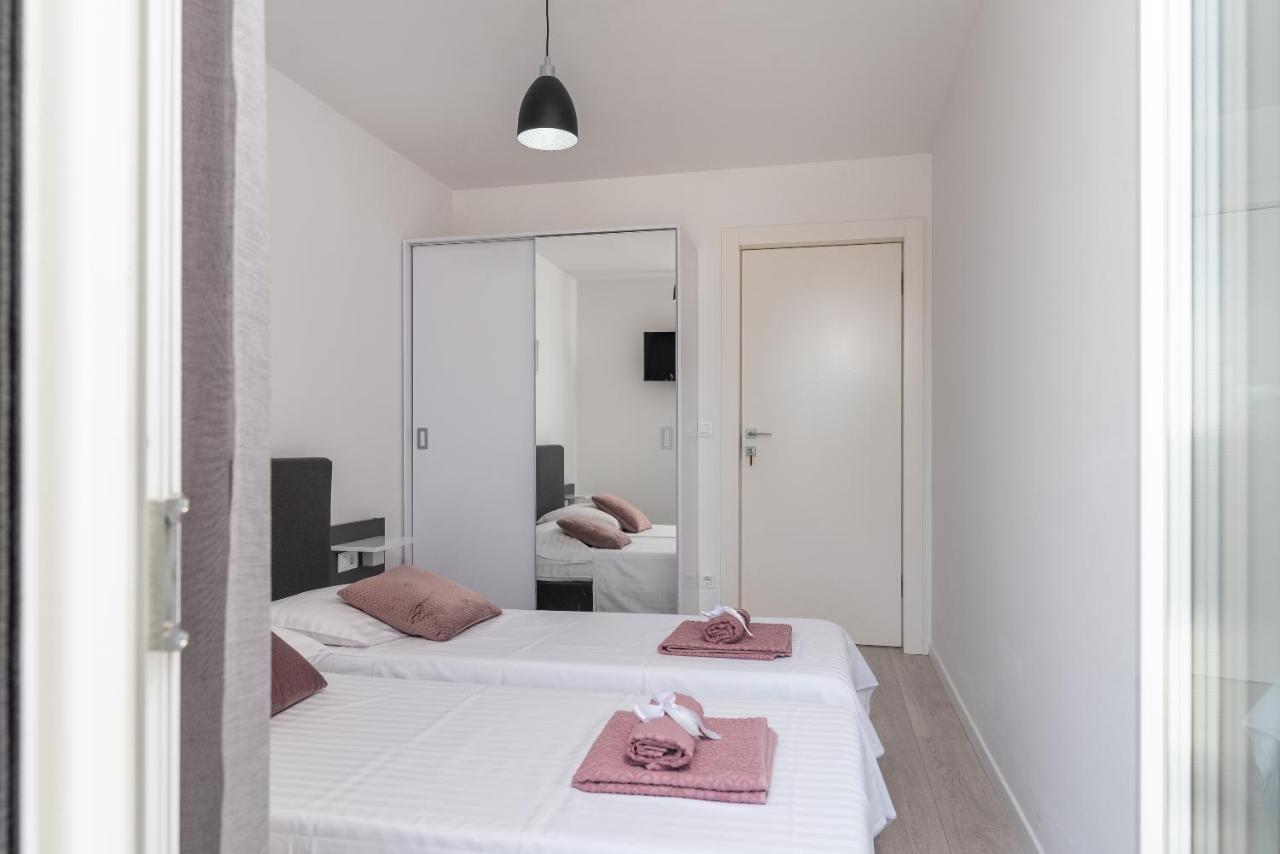 Kaštel Novi Vitis 빌라 외부 사진